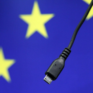 eu said to legislate for common phone charger despite apple protests