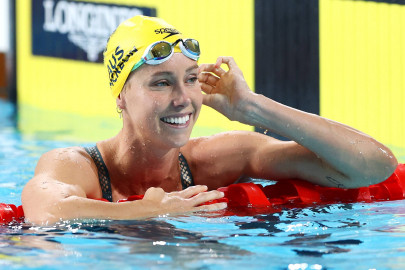 mckeon reigns in commonwealth pool