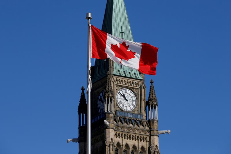 a canadian flag flies in front of the peace tower on parliament hill in ottawa ontario canada march 22 2017 photo reuters