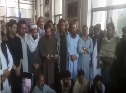 ajk protesters call it off a day after demands met