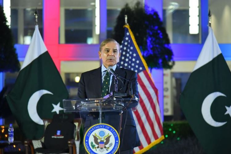 Photo of ‘Let bygones be bygones’: PM calls for ‘reset’ in Pak-US relations