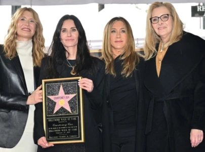 courteney cox receives a star on the hollywood walk of fame friends co stars get emotional courteney cox receives a star on the hollywood walk of fame friends co stars get emotional