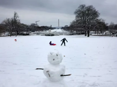 arctic blast ends new york snow drought brings record cold to west