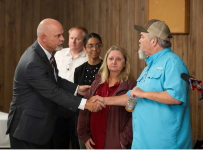 alabama gasses prisoner with nitrogen in first new execution method in decades