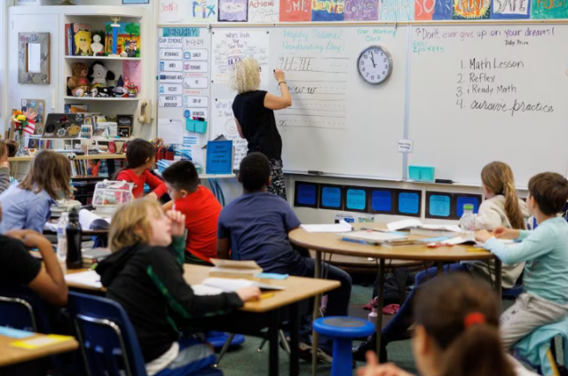 upper multi aged teacher of grades 4 to 6 at orangethorpe elementary school pamela keller teaches students cursive writing at orangethorpe elementary school in fullerton california u s january 23 2024 photo reuters upper multi aged teacher of grades 4 to 6 at orangethorpe elementary school pamela keller teaches students cursive writing at orangethorpe elementary school in fullerton california u s january 23 2024 photo reuters