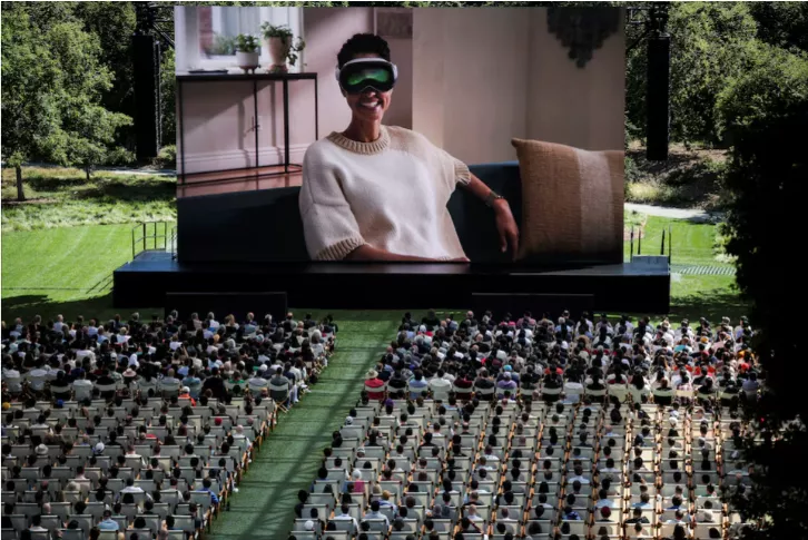 people attend the annual developer conference event at apple s headquarters in cupertino california u s june 10 2024 reuters carlos barria people attend the annual developer conference event at apple s headquarters in cupertino california u s june 10 2024 reuters carlos barria