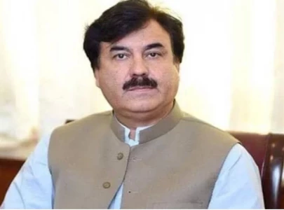 pti s shaukat yousafzai barred from boarding uk bound flight at islamabad airport pti s shaukat yousafzai barred from boarding uk bound flight at islamabad airport