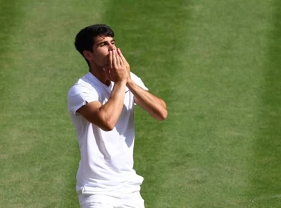 alcaraz triumphs over djokovic to retain wimbledon crown alcaraz triumphs over djokovic to retain wimbledon crown