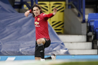 veteran cavani a role model for solskjaer s united veteran cavani a role model for solskjaer s united