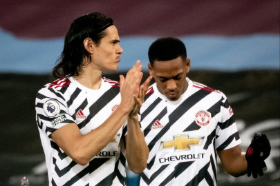 man utd s cavani martial set for return against ac milan