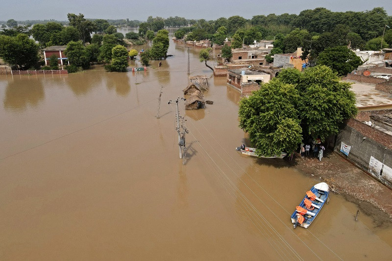 this photograph shows an aerial view of the flooded chanda singh wala village in kasur district on august 22 2023 photo afp