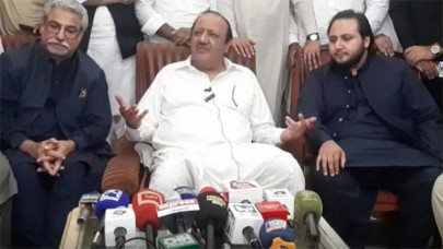 chaudhrys of gujrat at war with each other chaudhrys of gujrat at war with each other