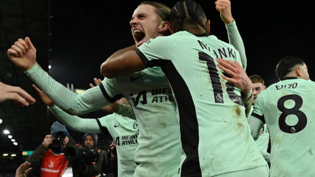 chelsea late show deepens crystal palace crisis chelsea late show deepens crystal palace crisis