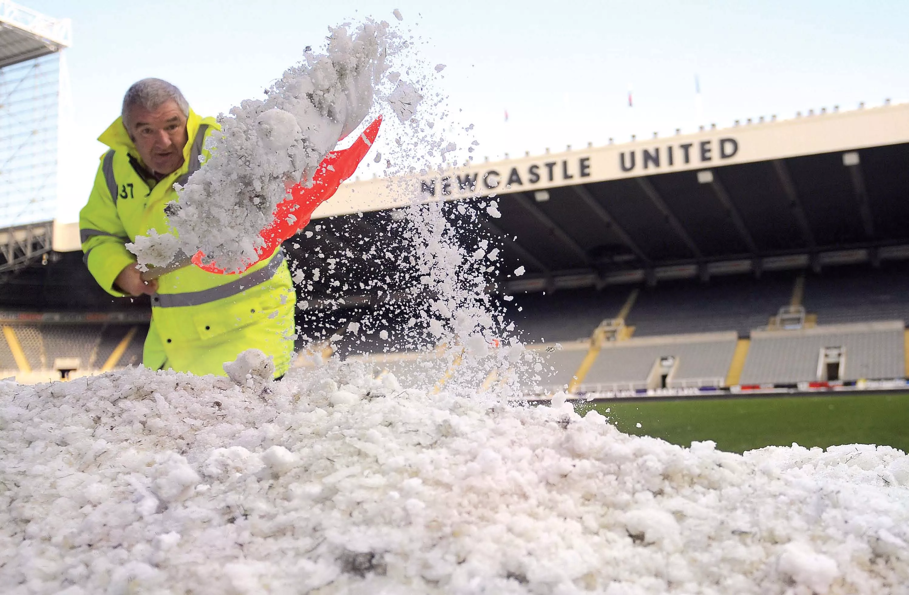 chelsea held at newcastle to leave manchester united top chelsea held at newcastle to leave manchester united top