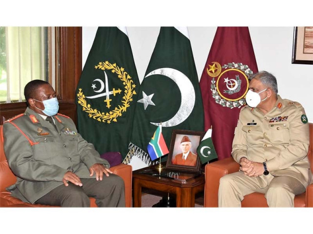chief of army staff coas general qamar javed bajwa is in the meeting with general rudzani maphwanya photo ispr chief of army staff coas general qamar javed bajwa is in the meeting with general rudzani maphwanya photo ispr