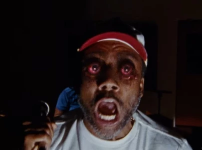 childish gambino s yoshinoya sparks drake diss rumours childish gambino s yoshinoya sparks drake diss rumours