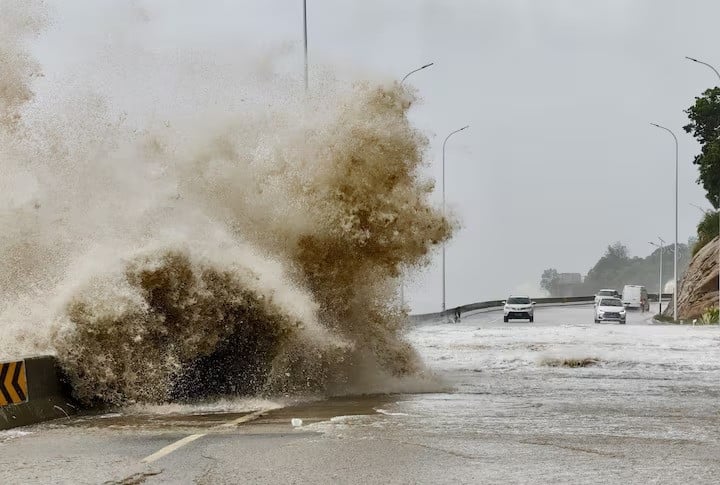 waves crash on the coast of sansha town as typhoon gaemi approaches in ningde fujian province china on july 25 2024 photo reuters