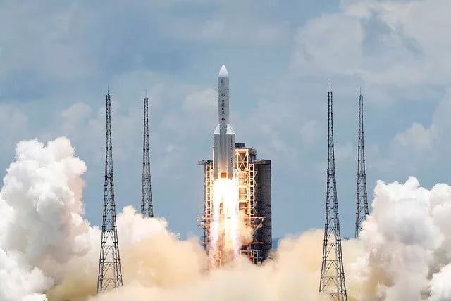 the long march 5 y 4 rocket carrying an unmanned mars probe of the tianwen 1 mission takes off from wenchang space launch center in wenchang hainan province china july 23 2020 photo reuters the long march 5 y 4 rocket carrying an unmanned mars probe of the tianwen 1 mission takes off from wenchang space launch center in wenchang hainan province china july 23 2020 photo reuters