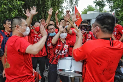 china to allow first football fans in stadiums since coronavirus