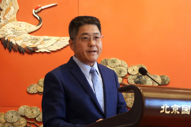chinese vice foreign minister le yucheng speaks during a dialogue event on democracy in beijing china december 2 2021 photo reuters