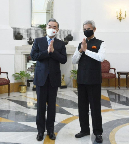 chinese fm seeks normal india ties delhi says ease border tension first chinese fm seeks normal india ties delhi says ease border tension first
