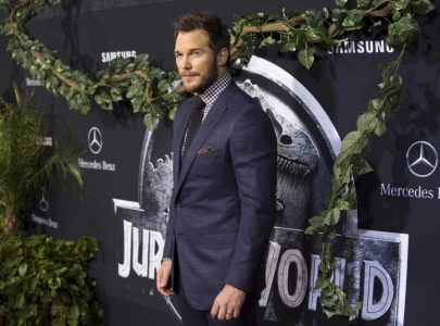 chris pratt says there is a big difference between raising his son and daughters