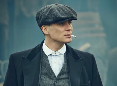 cillian murphy definitely returning as tommy shelby for the peaky blinders film cillian murphy definitely returning as tommy shelby for the peaky blinders film