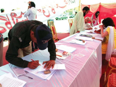 tea makers police constables sign for peace interfaith harmony tea makers police constables sign for peace interfaith harmony