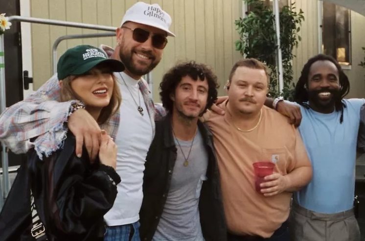 l r taylor swift travis kelce evan winiker sean hutchinson and zem audu photo sean hutchinson instagram