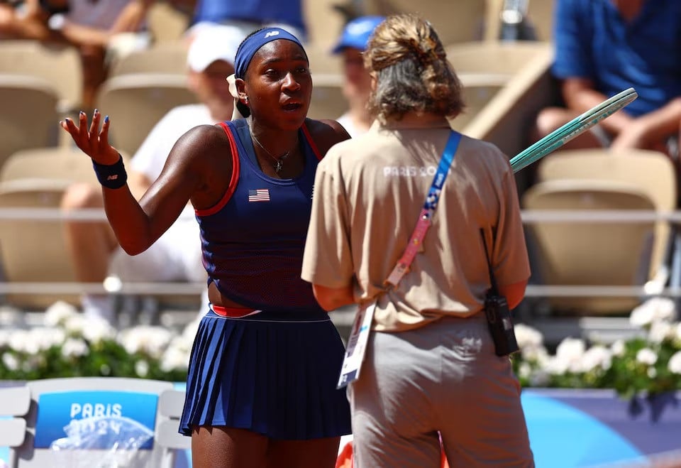 coco gauff of united states talks with an official during her third round match against donna vekic of croatia at roland garros stadium paris france on july 30 2024 photo reuters