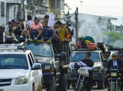 80 killed thousands displaced in colombian guerrilla violence