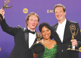 tv comedies in trouble