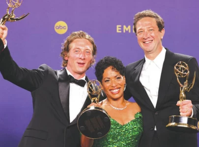 tv comedies in trouble