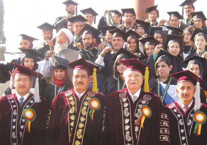 1 900 students graduate from ajk varsity