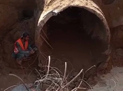 water supply to be suspended in karachi areas due to pipeline burst