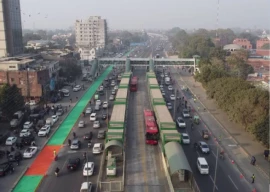 green marked bike lanes introduced in lahore