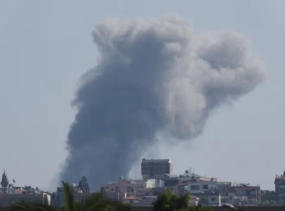 hezbollah and israel trade fire as truce efforts collapse