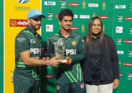 salman agha shares man of the match award with saim ayub in touching gesture