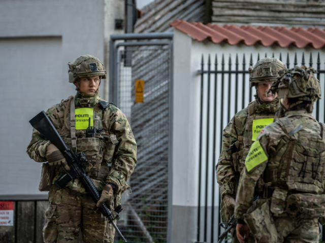 Security personnel stand during investigation of two blasts near the Israeli embassy in Copenhagen, Denmark, October 2, 2024. Emil Nicolai Helms/Ritzau Scanpix/via REUTERS