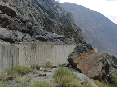week long load shedding paralyses life in gilgit