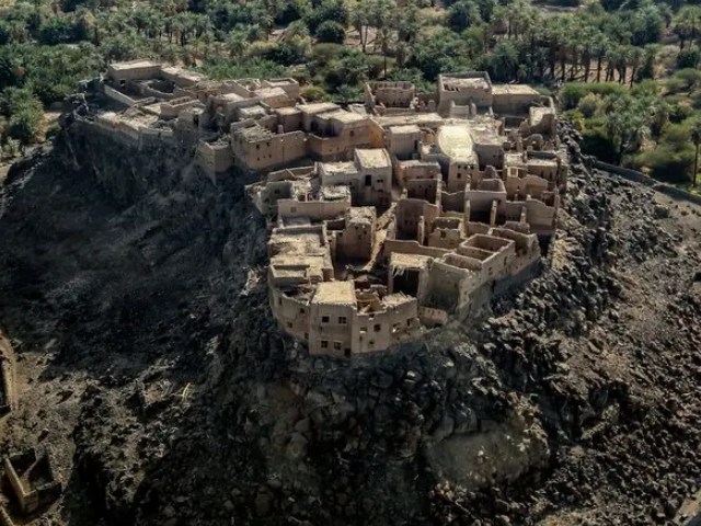 hidden for millennia a 4 000 year old fortified town in saudi arabia s khaybar oasis reveals a unique path to urbanization credit mohammad qasim afp