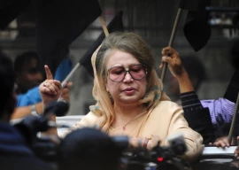 bangladesh s khaleda zia departs for uk after years of house arrest