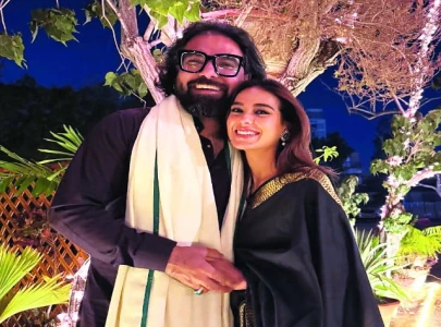 iqra yasir celebrate five years together