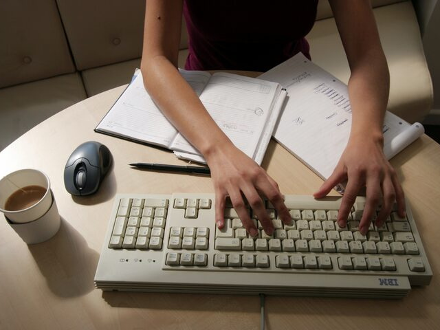 gen z grew up around computers they are still shockingly bad at typing