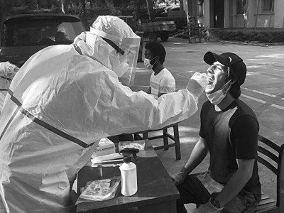 how i survived the world s strictest covid 19 lockdown in wuhan how i survived the world s strictest covid 19 lockdown in wuhan