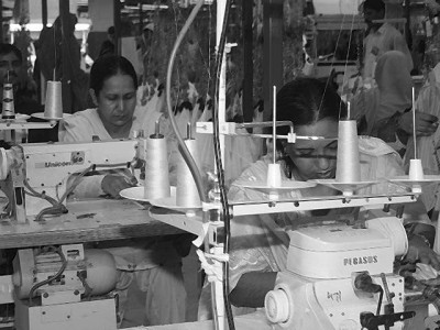 how to increase female labour force participation in pakistan