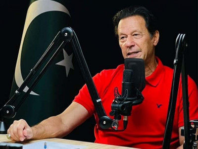 from leader to messiah imran khan s power of populism