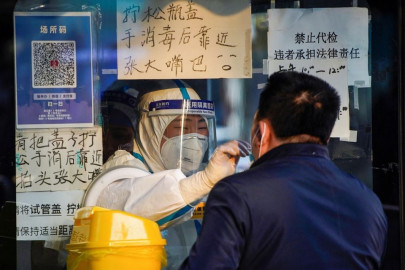 queues form at fever clinics as china wrestles with covid surge queues form at fever clinics as china wrestles with covid surge