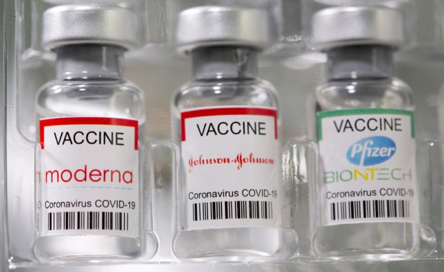 vials labelled moderna johnson johnson pfizer biontech coronavirus disease covid 19 vaccine are seen in this illustration picture taken may 2 2021 photo reuters file vials labelled moderna johnson johnson pfizer biontech coronavirus disease covid 19 vaccine are seen in this illustration picture taken may 2 2021 photo reuters file