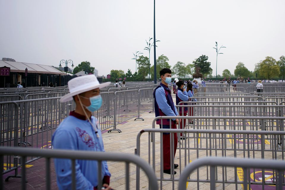 Photo of Shanghai's Disney resort shut amid record daily local COVID infections